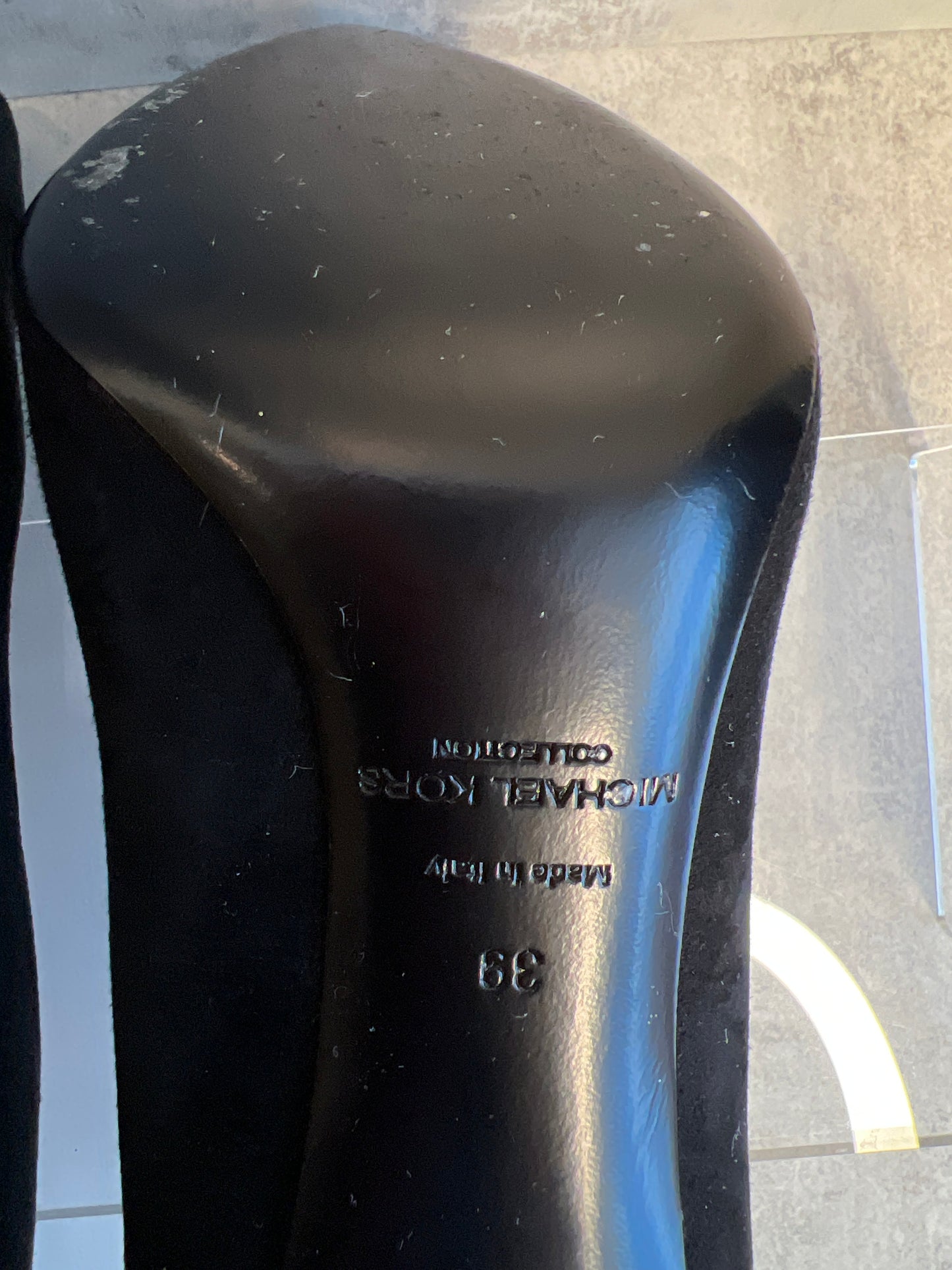 MICHAEL KORS COLLECTION  Gretel Suede Pump