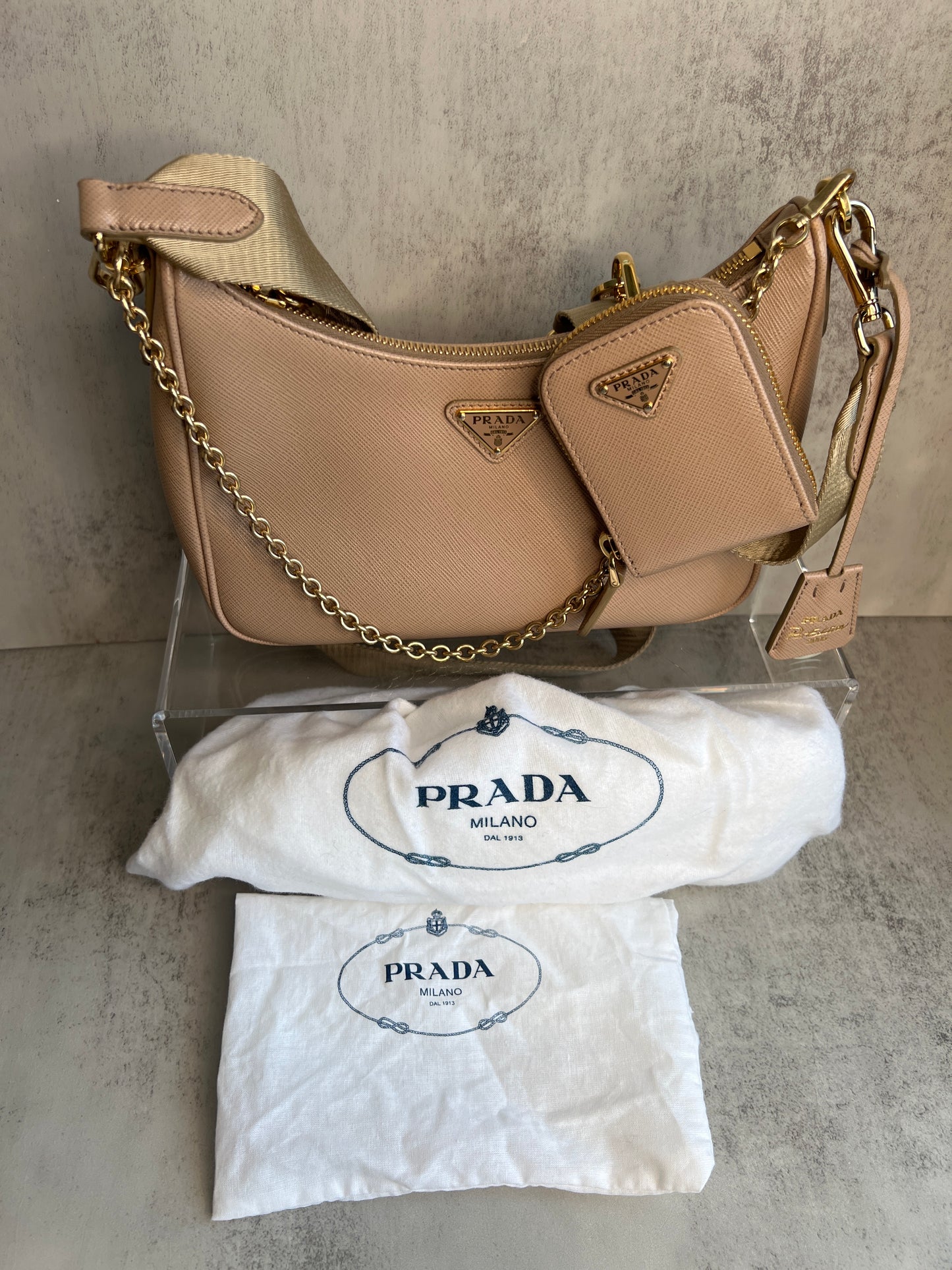 Prada Re-Edition 2005 Saffiano leather bag