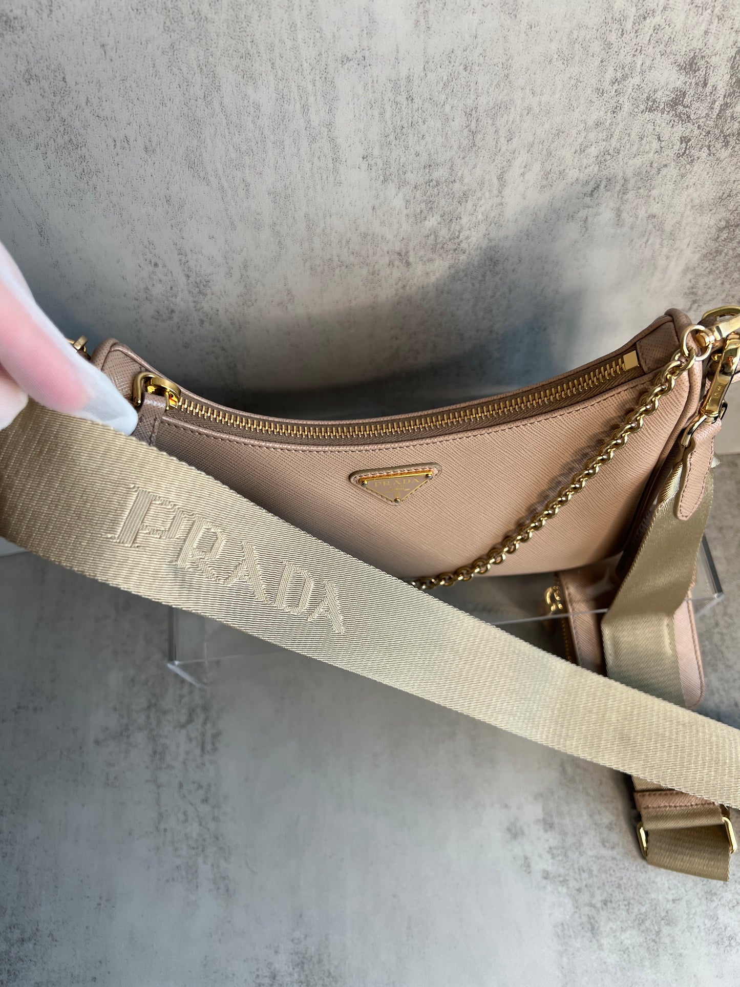 Prada Re-Edition 2005 Saffiano leather bag