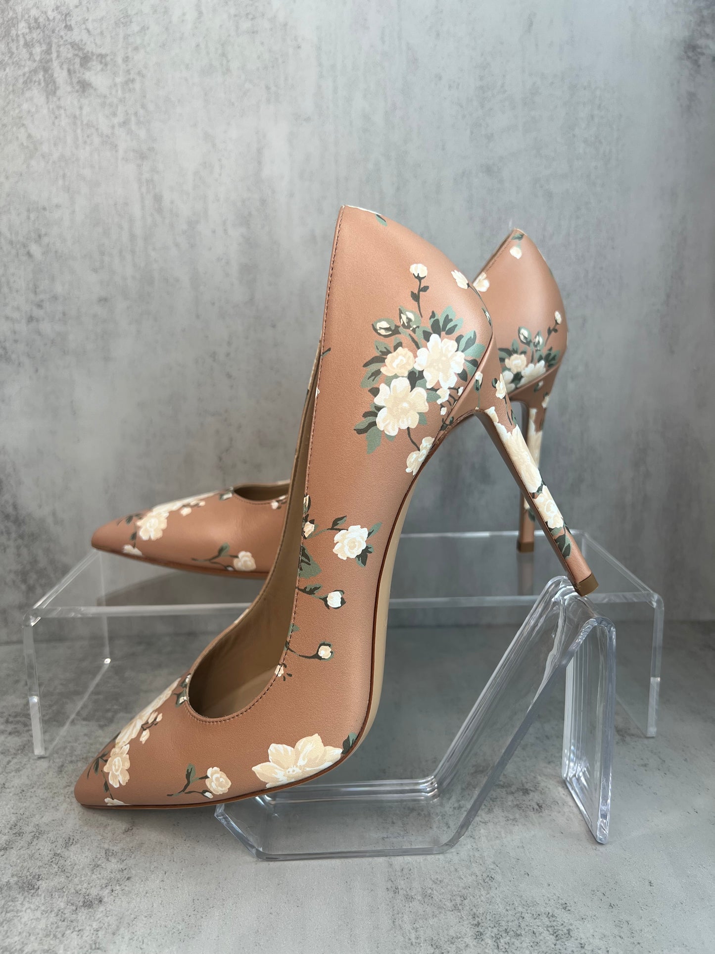 MICHAEL KORS COLLECTION  Gretel Floral Pump